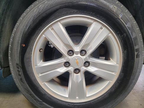 Used 2021 Chevrolet Trax LS w/ Tint and Cruise Package FWD image 31