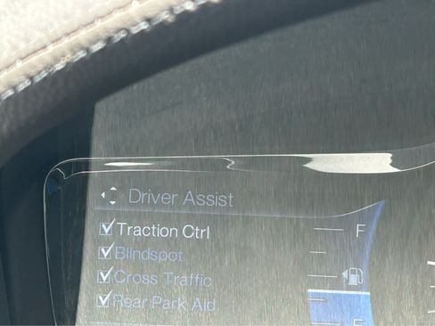 Used 2015 Lincoln MKX FWD w/ Equipment Group 102A image 31