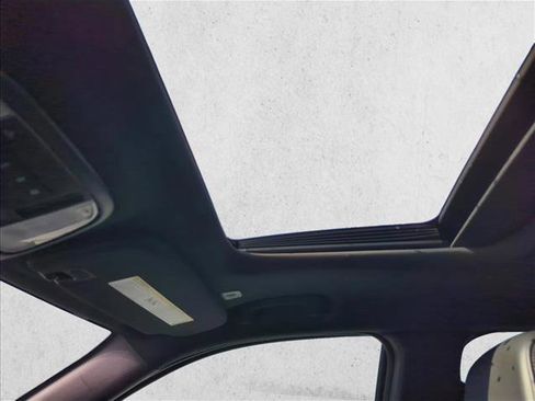 Used 2024 Dodge Durango R/T image 12