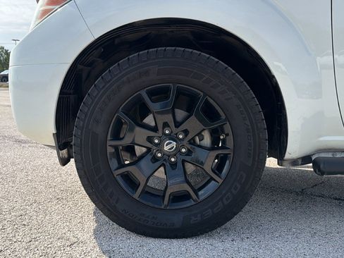 Used 2019 Nissan Frontier SV w/ Value Truck Package RWD image 7