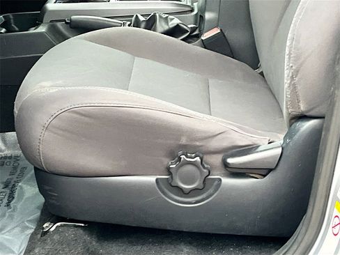 Used 2019 Toyota Tacoma w/ TRD Off-Road Package image 19