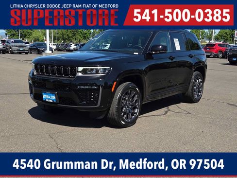 New 2026 Jeep Grand Cherokee Summit AWD/4WD image 1