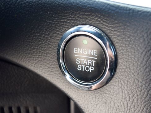 Used 2023 Ford Edge ST-Line AWD/4WD image 11