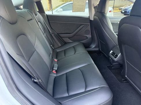 Used 2023 Tesla Model 3 Standard Range image 20