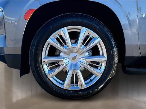 Used 2021 Chevrolet Tahoe High Country image 8