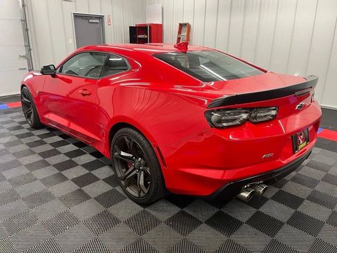 Used 2022 Chevrolet Camaro SS RWD image 7