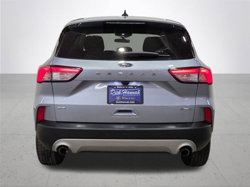 Certified 2022 Ford Escape SE image 12