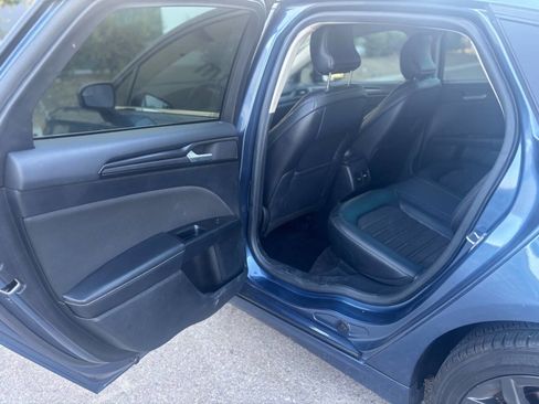 Used 2018 Ford Fusion SE w/ Equipment Group 201A image 15