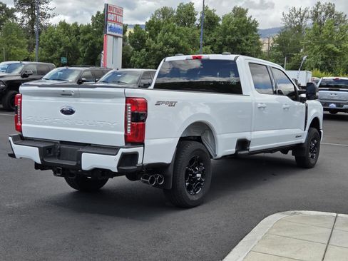 Used 2023 Ford F250 XLT w/ XLT Premium Package AWD/4WD image 5