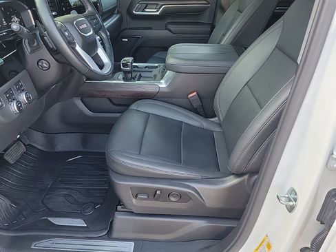 Used 2023 GMC Sierra 1500 SLT w/ SLT Premium Package AWD/4WD image 14