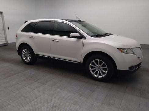 Used 2015 Lincoln MKX FWD w/ Equipment Group 102A image 11