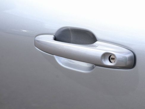 Used 2022 Ford Escape SE image 19