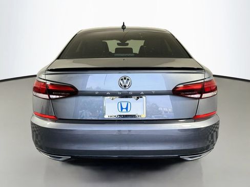 Used 2022 Volkswagen Passat 2.0T R-Line FWD image 6