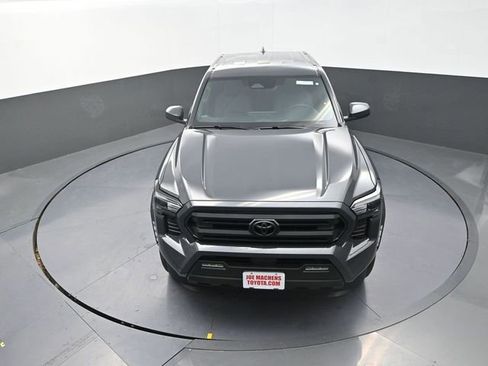 Used 2025 Toyota Tacoma SR5 w/ SR5 Upgrade Package image 23
