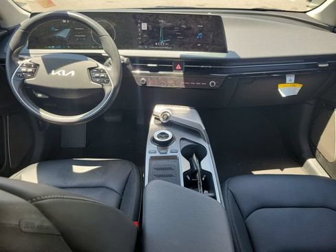 Certified 2024 Kia EV6 Wind RWD image 12