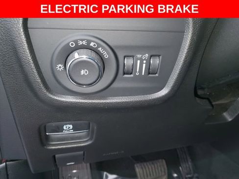 Used 2022 Jeep Grand Cherokee L Limited w/ MOPAR Finishing Package image 20