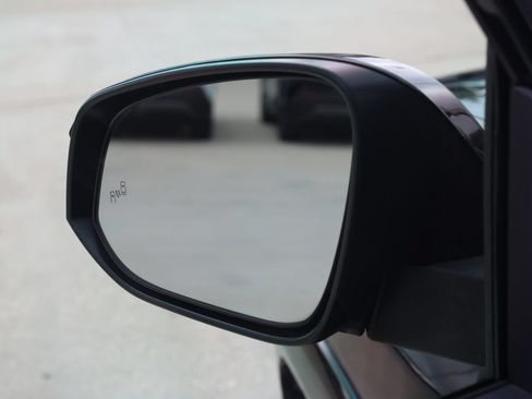 Used 2024 Toyota 4Runner SR5 Premium w/ Moonroof Package RWD image 10