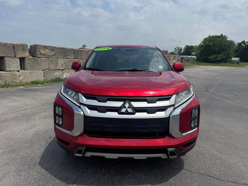 Used 2024 Mitsubishi Outlander Sport AWD image 2