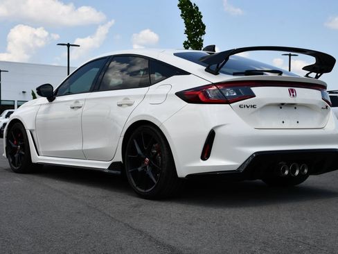 Used 2024 Honda Civic Type R image 5