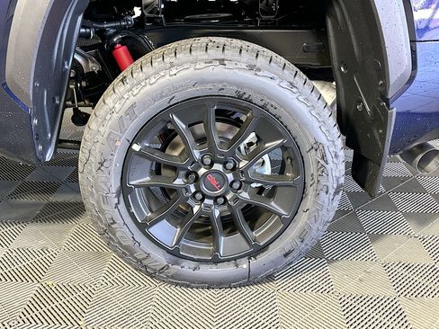 New 2026 Toyota Tundra Limited AWD/4WD image 11