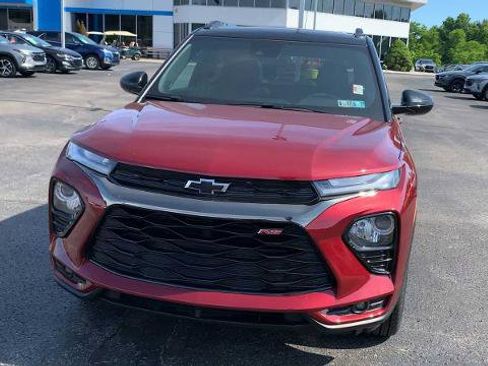 Certified 2023 Chevrolet TrailBlazer RS w/ Sun and Liftgate Package AWD/4WD image 3