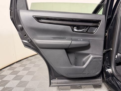 Used 2025 Honda CR-V EX-L image 12