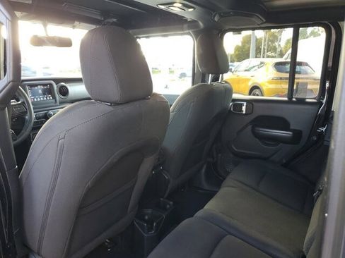 Used 2021 Jeep Wrangler Unlimited Sport image 16