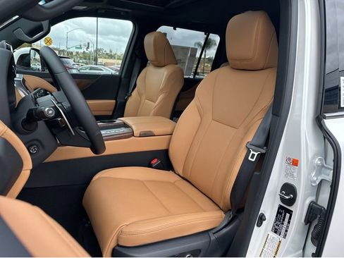 New 2026 Lexus LX 600 4WD w/ Luxury Package image 7
