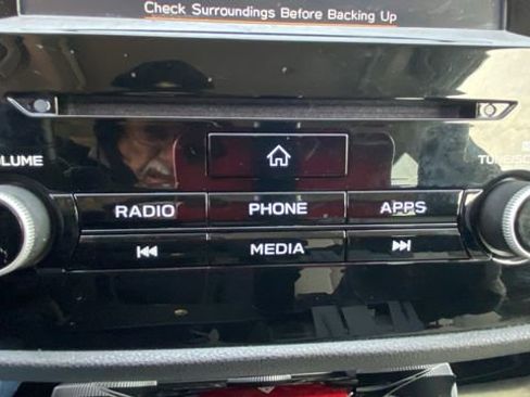 Certified 2023 Subaru Forester Premium image 29