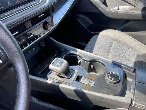 Certified 2023 Nissan Rogue SV image 21