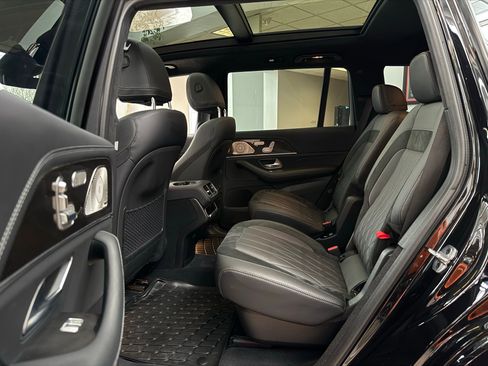 Used 2024 Mercedes-Benz GLS 63 AMG 4MATIC image 15