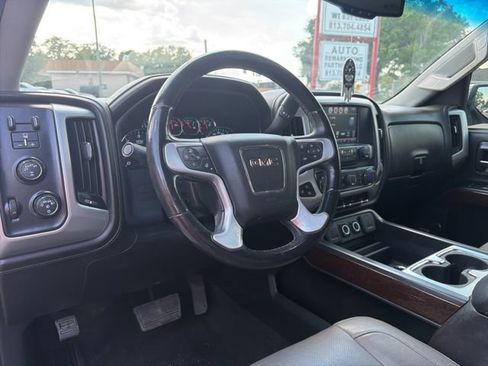 Used 2018 GMC Sierra 1500 SLT w/ Texas SLT Premium Package AWD/4WD image 9