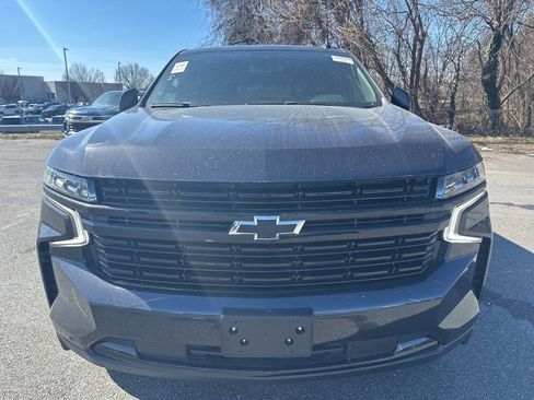 Used 2023 Chevrolet Tahoe RST image 2