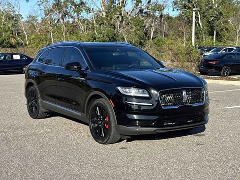 Used 2022 Lincoln Nautilus Reserve w/ Equipment Group 201A image 16