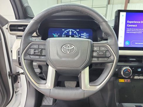 Used 2024 Toyota Tacoma TRD Off-Road w/ TRD Off Road Upgrade Package AWD/4WD image 23