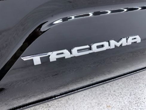 Used 2025 Toyota Tacoma SR5 RWD image 8