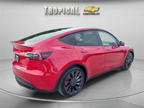 Used 2022 Tesla Model Y Performance image 5