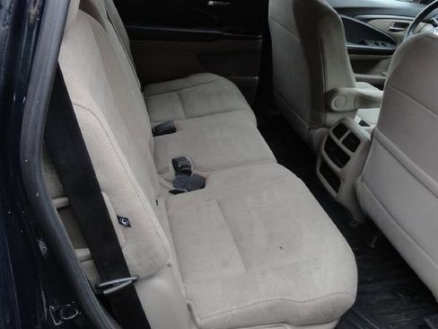 Used 2019 Honda Pilot LX image 12