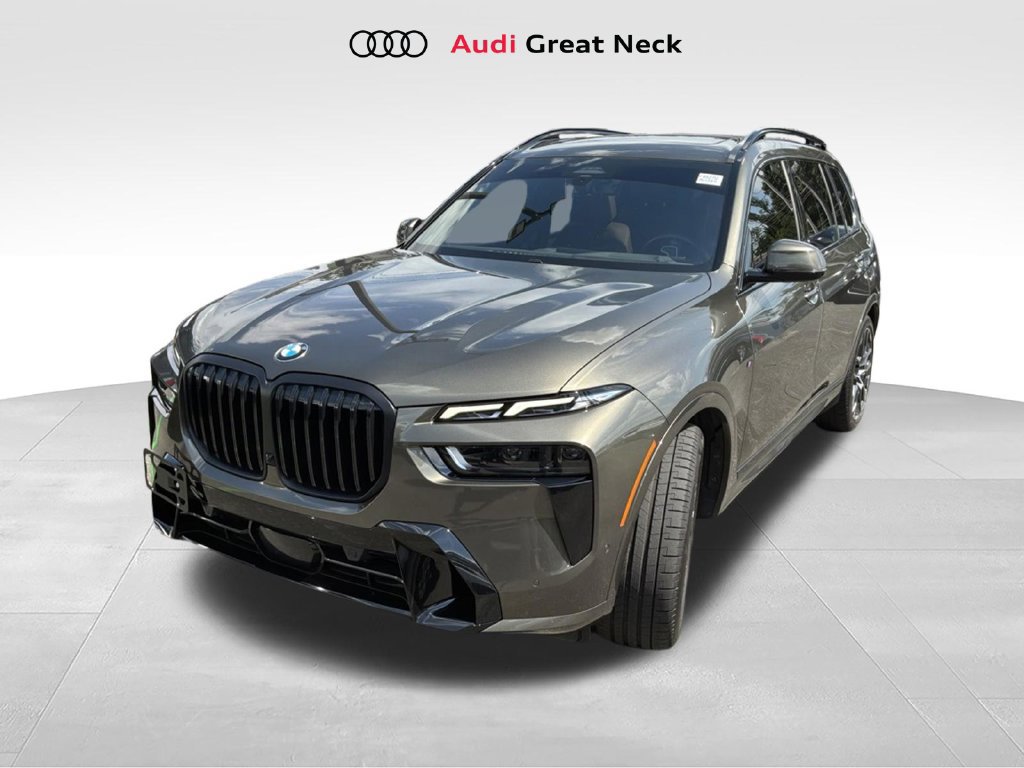 Used 2024 BMW X7 xDrive40i w/ M Sport Package AWD/4WD image 1