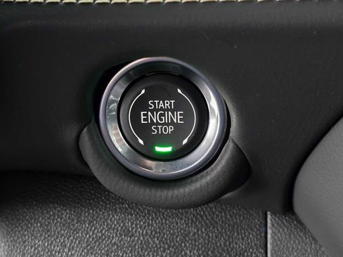 New 2025 Chevrolet Suburban Premier image 28