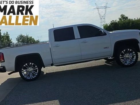 Used 2018 GMC Sierra 1500 SLT AWD/4WD image 9