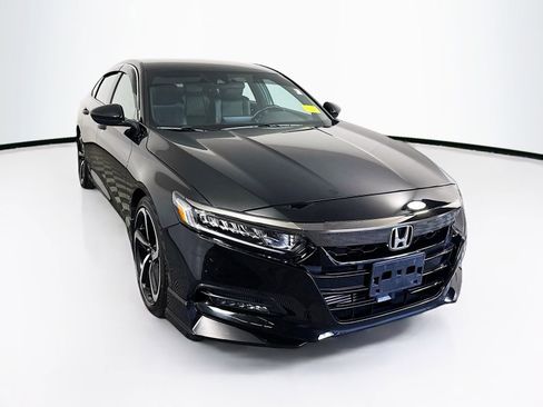 Used 2020 Honda Accord Sport image 3