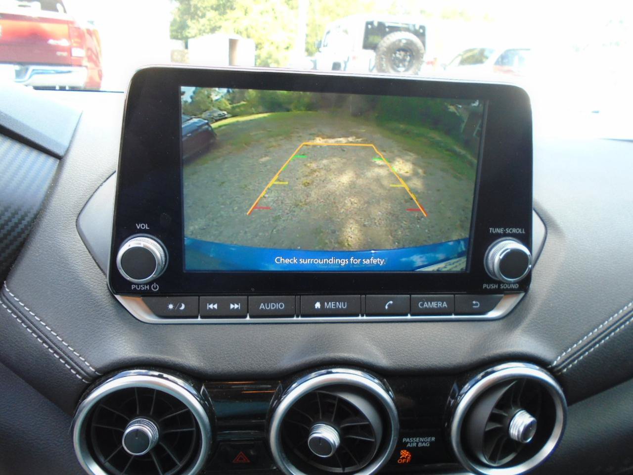 Used 2024 Nissan Sentra SV FWD image 19