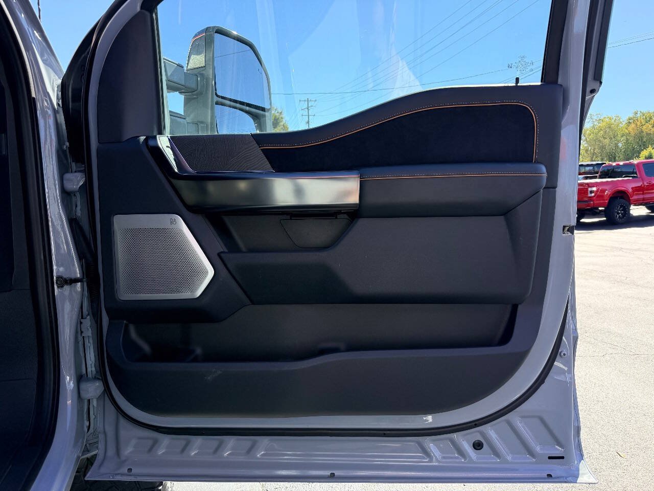 Used 2024 Ford F250 Platinum AWD/4WD image 44