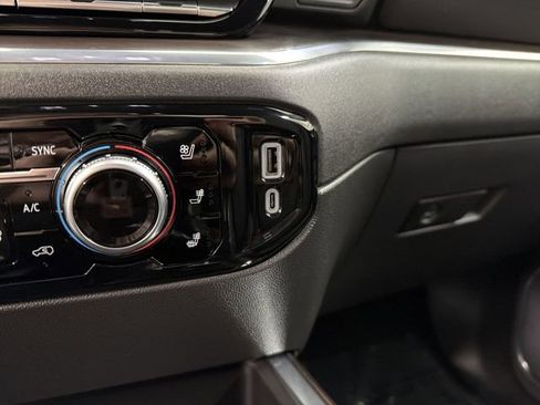 Used 2024 GMC Sierra 1500 SLT w/ SLT Premium Package image 27