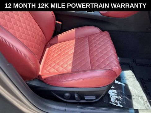 Used 2022 Genesis G70 3.3T Launch Edition AWD/4WD image 10