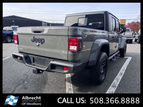Used 2022 Jeep Gladiator Sport image 5
