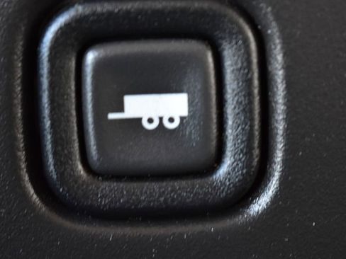 Used 2014 Chevrolet Express 2500 image 35