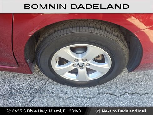 Used 2020 Toyota Sienna LE image 6