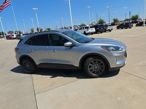 Used 2021 Ford Escape SEL FWD image 2
